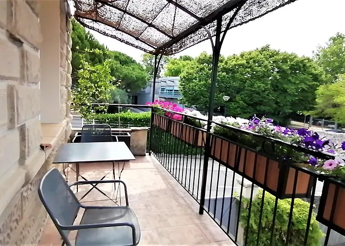 Апартаменты Le Micocoulier